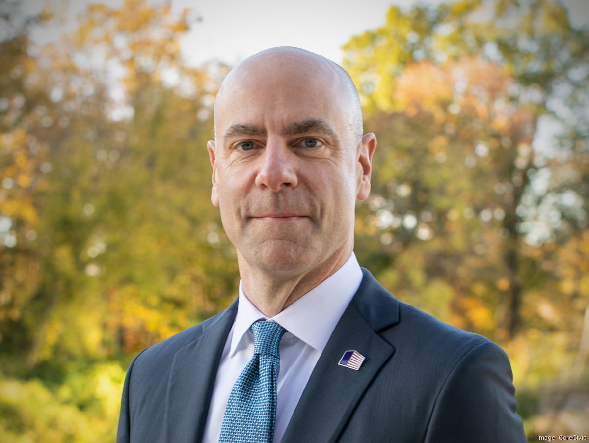 Headshot of CHAIR<br />
2019-2022