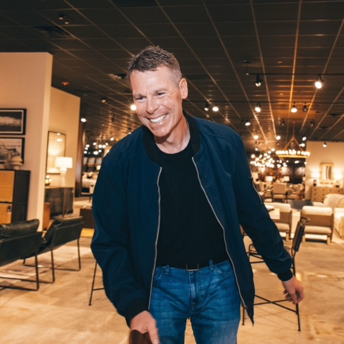 Headshot of Drew Maddux<br />
